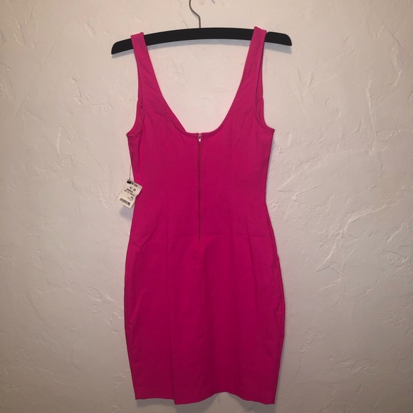 Akira Fitted low-cut Dress Small - Picture 3 of 5